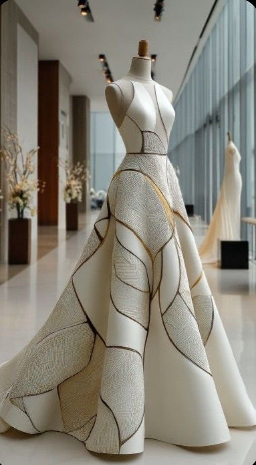 SELLBAY IVORY GOWN